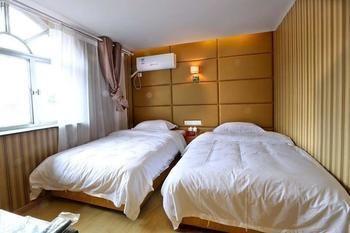 Lushang Tianjie Quick Hotel Jiujiang  Exteriör bild